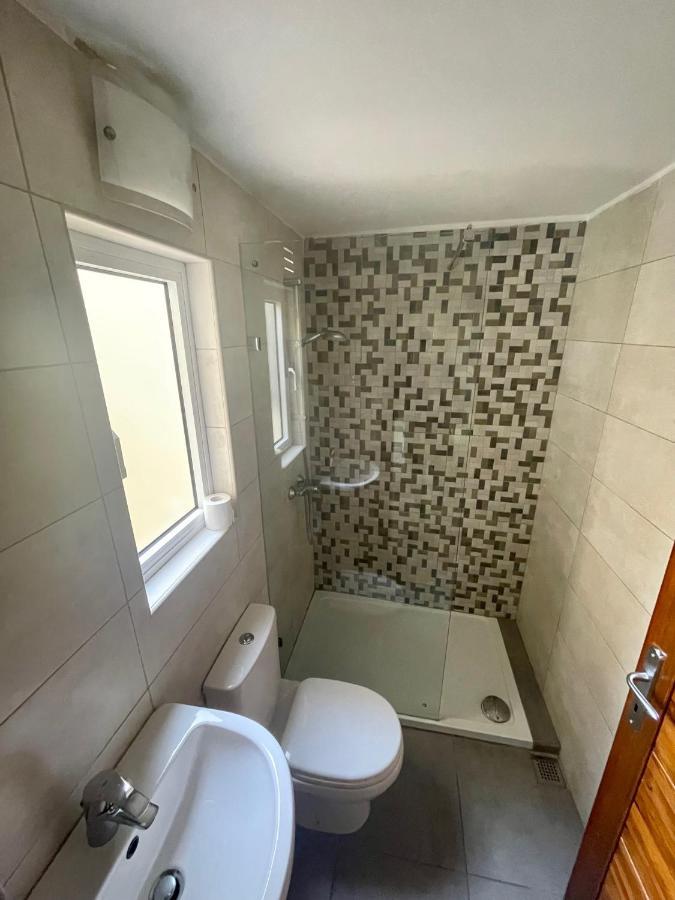 Seafront Apartment With Balcony Overlooking Marina Għajnsielem Extérieur photo